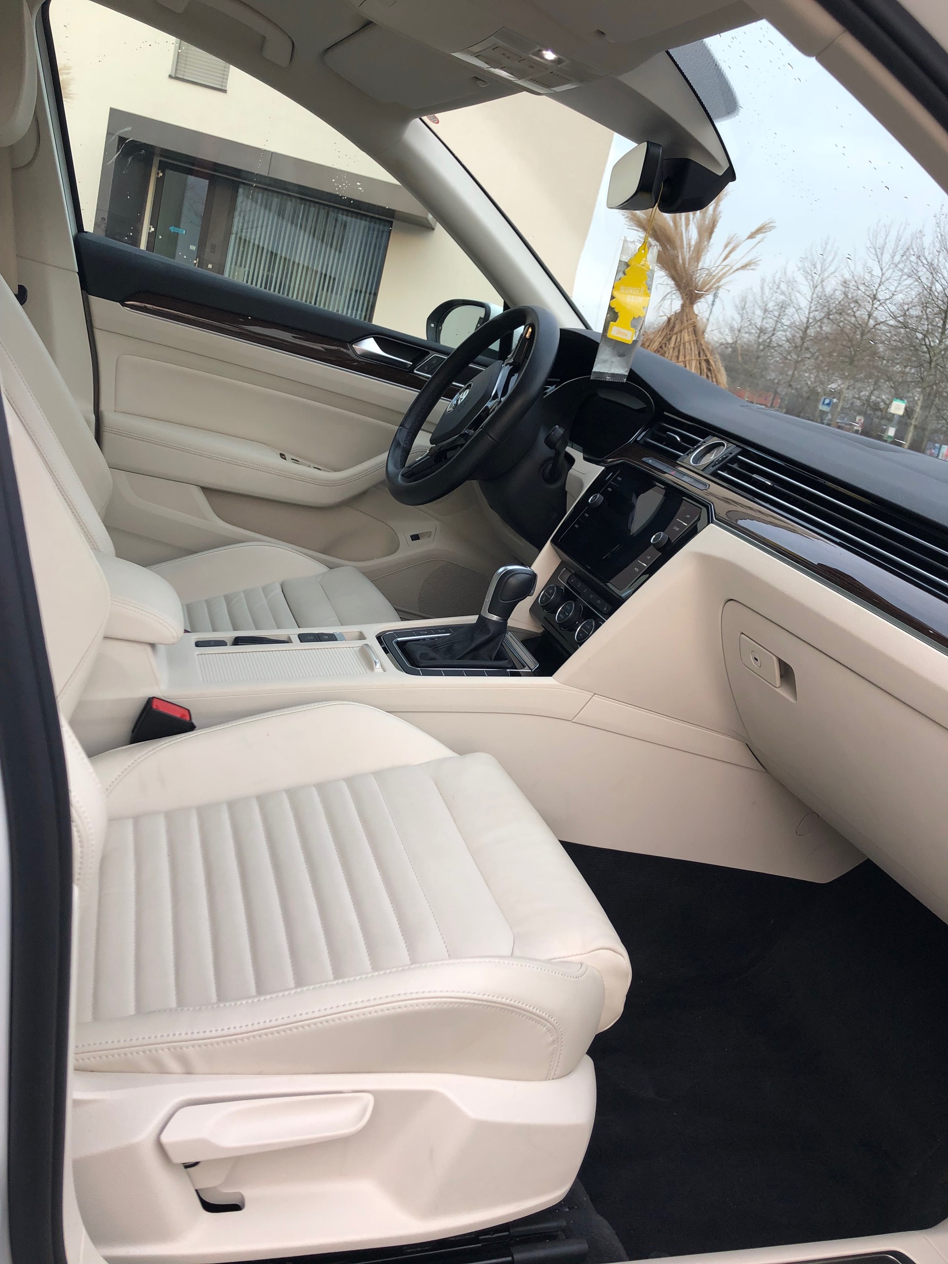 VW Passat Variant 1.8 TSI BMT Highline DSG-image-5