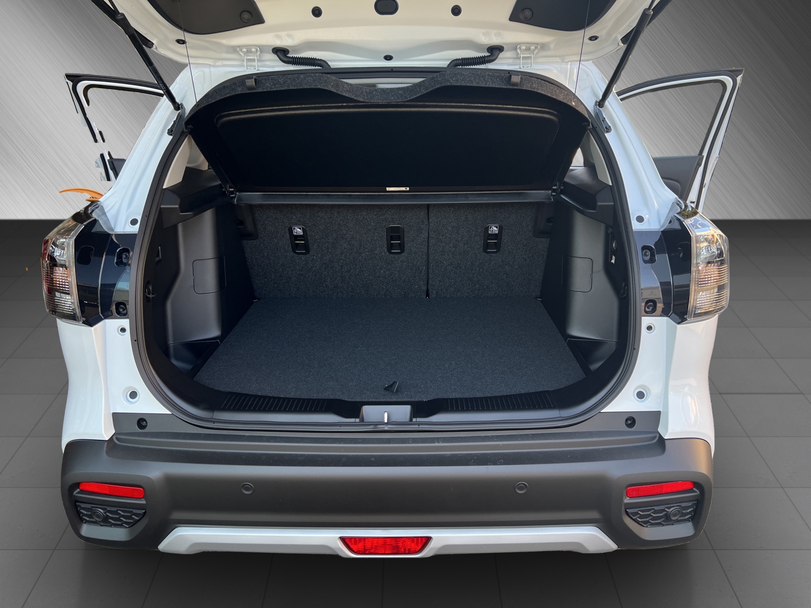 SUZUKI S-Cross 1.4 T Compact Top Mild-Hybrid 4x4-image-18