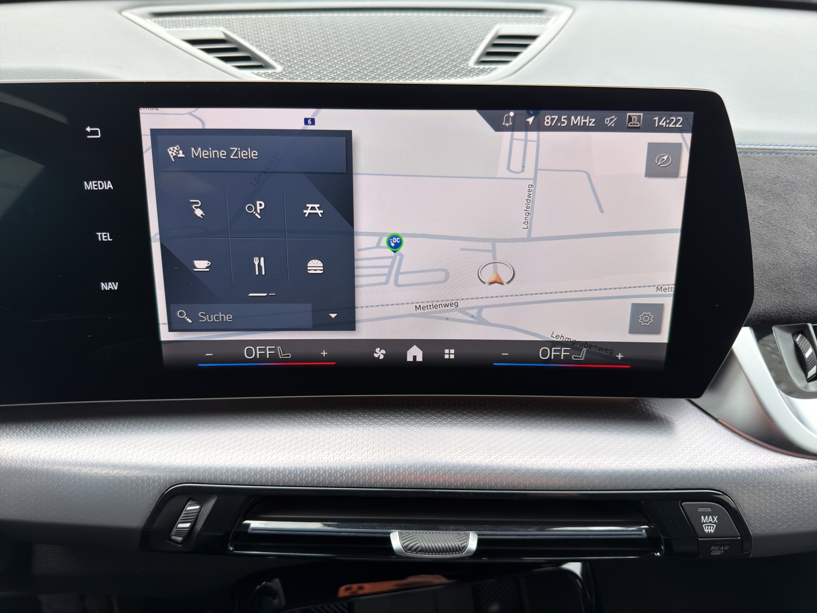BMW iX2 eDrive 20 M Sport-image-17