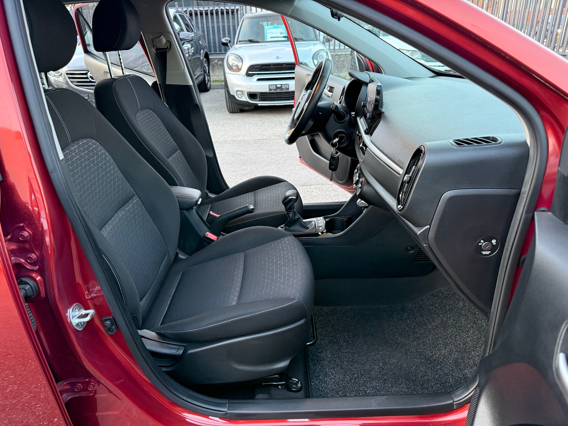 KIA Picanto 1.0 CVVT First Edition AMT-image-9