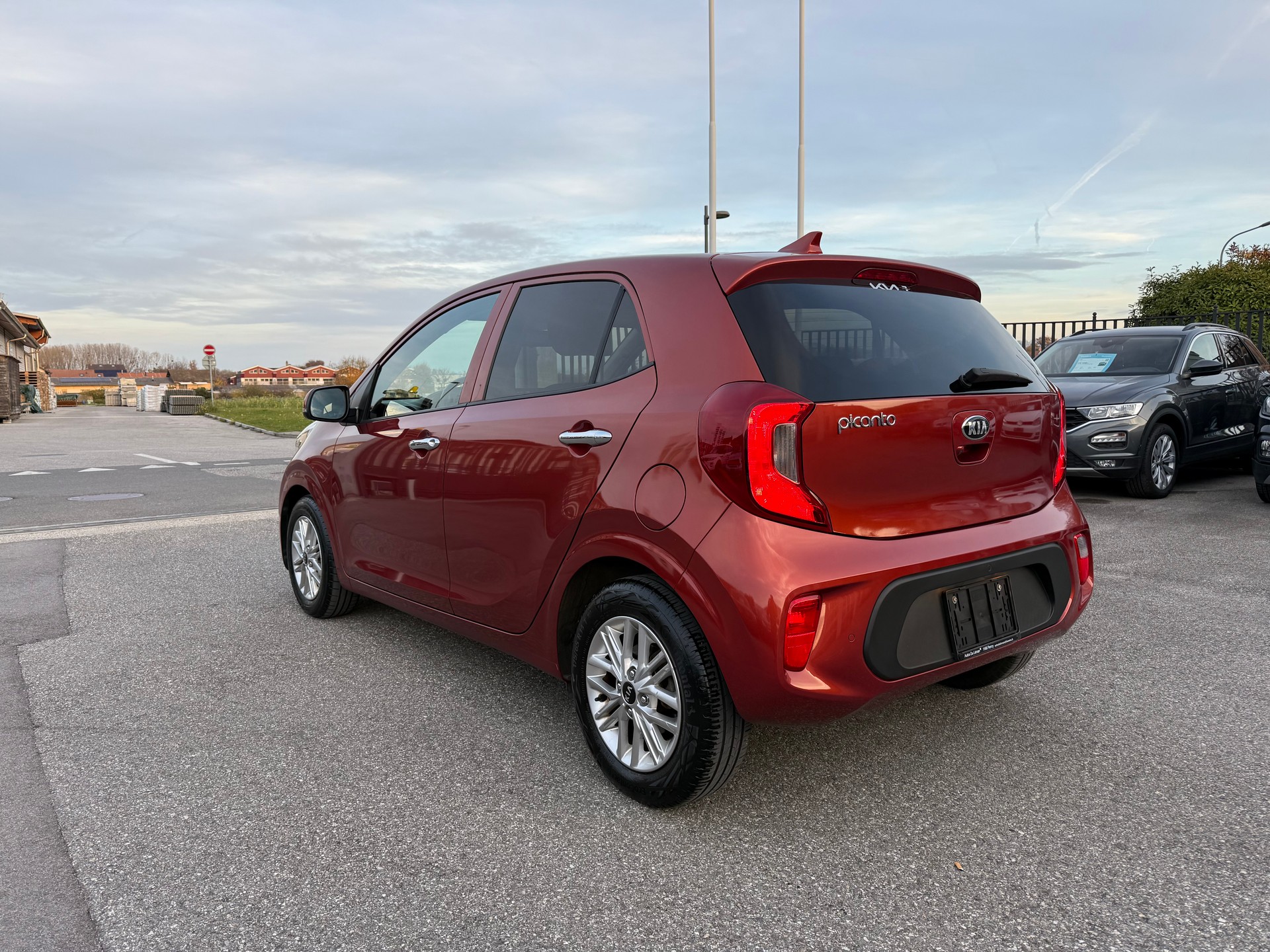 KIA Picanto 1.0 CVVT First Edition AMT-image-1