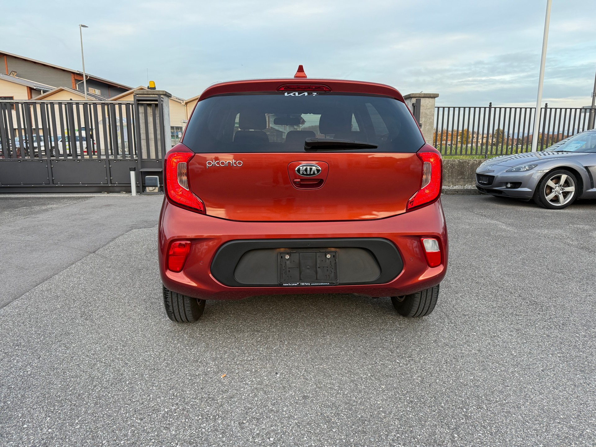 KIA Picanto 1.0 CVVT First Edition AMT-image-3