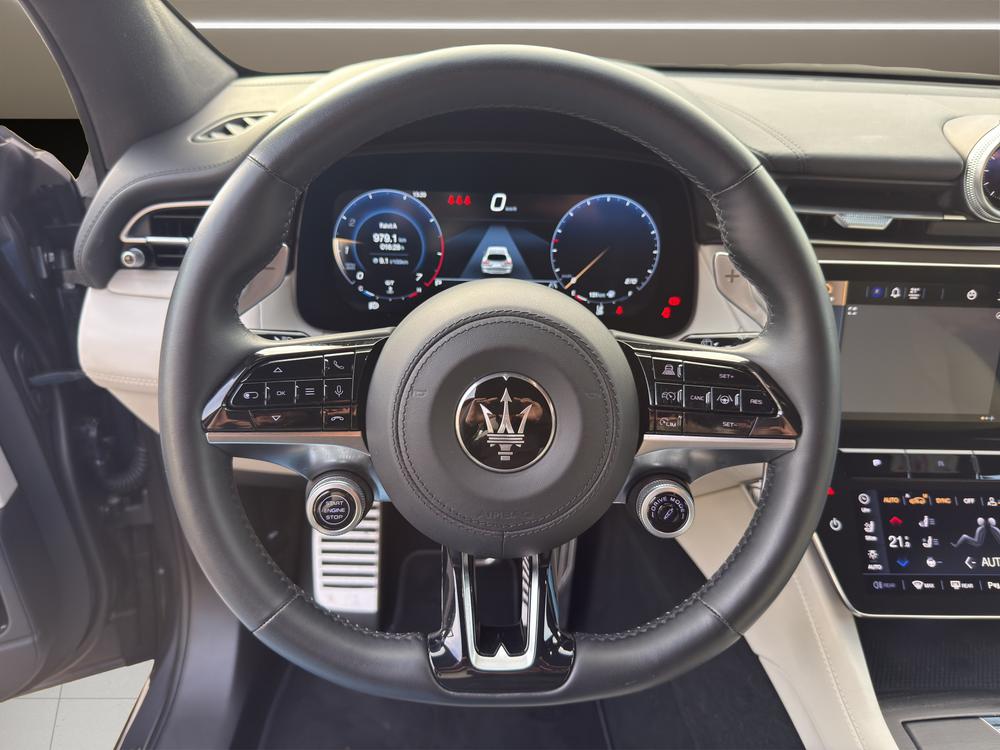 MASERATI Grecale 2.0 Hybrid Modena-image-8
