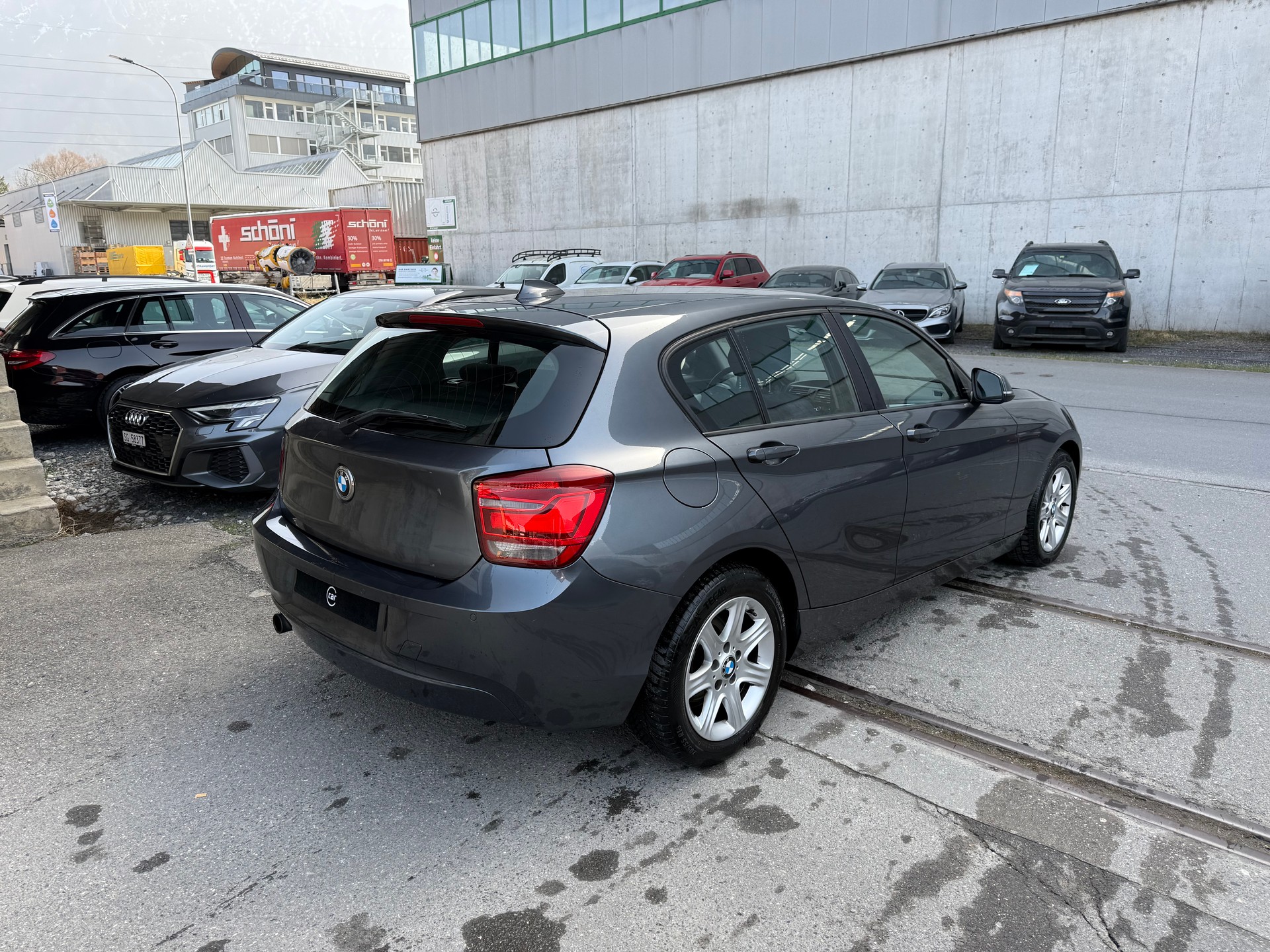 BMW 116i-image-5