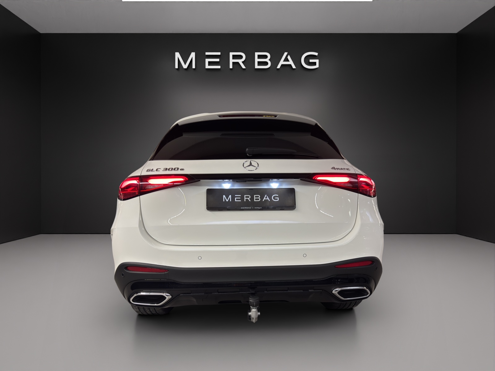 MERCEDES-BENZ GLC 300 e 4M EQ Star AMG Line-image-4