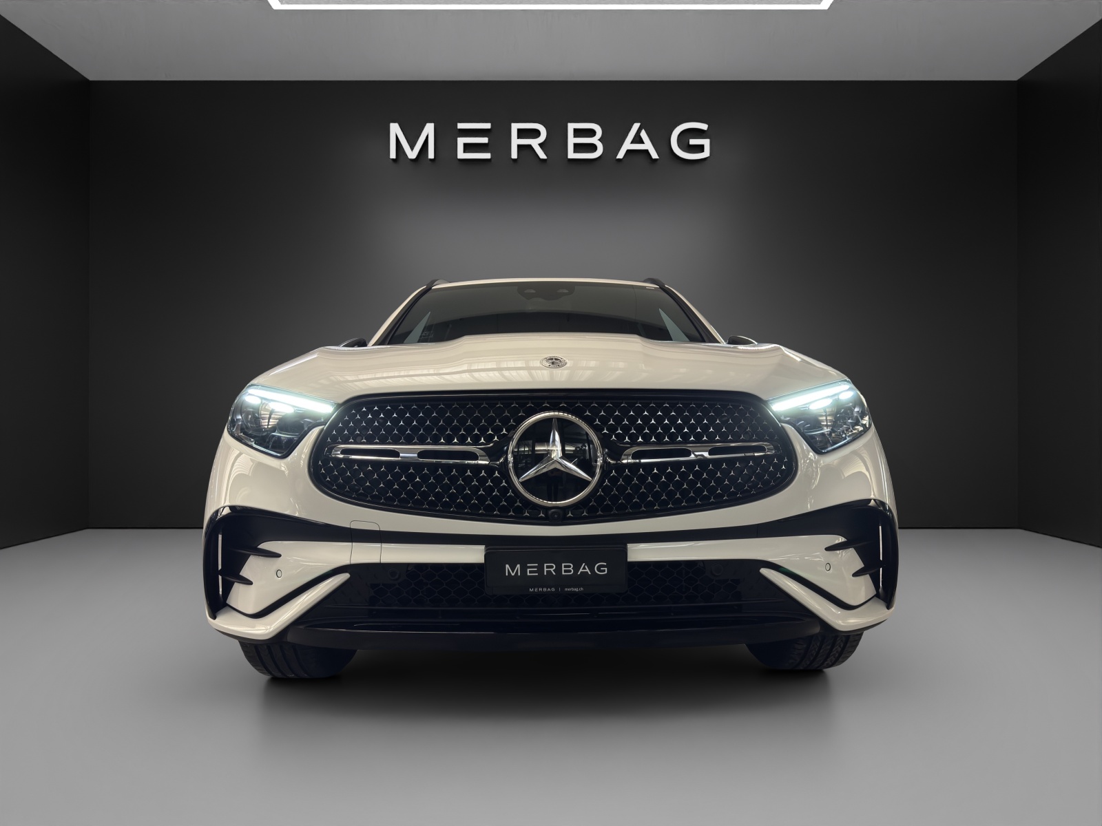 MERCEDES-BENZ GLC 300 e 4M EQ Star AMG Line-image-2