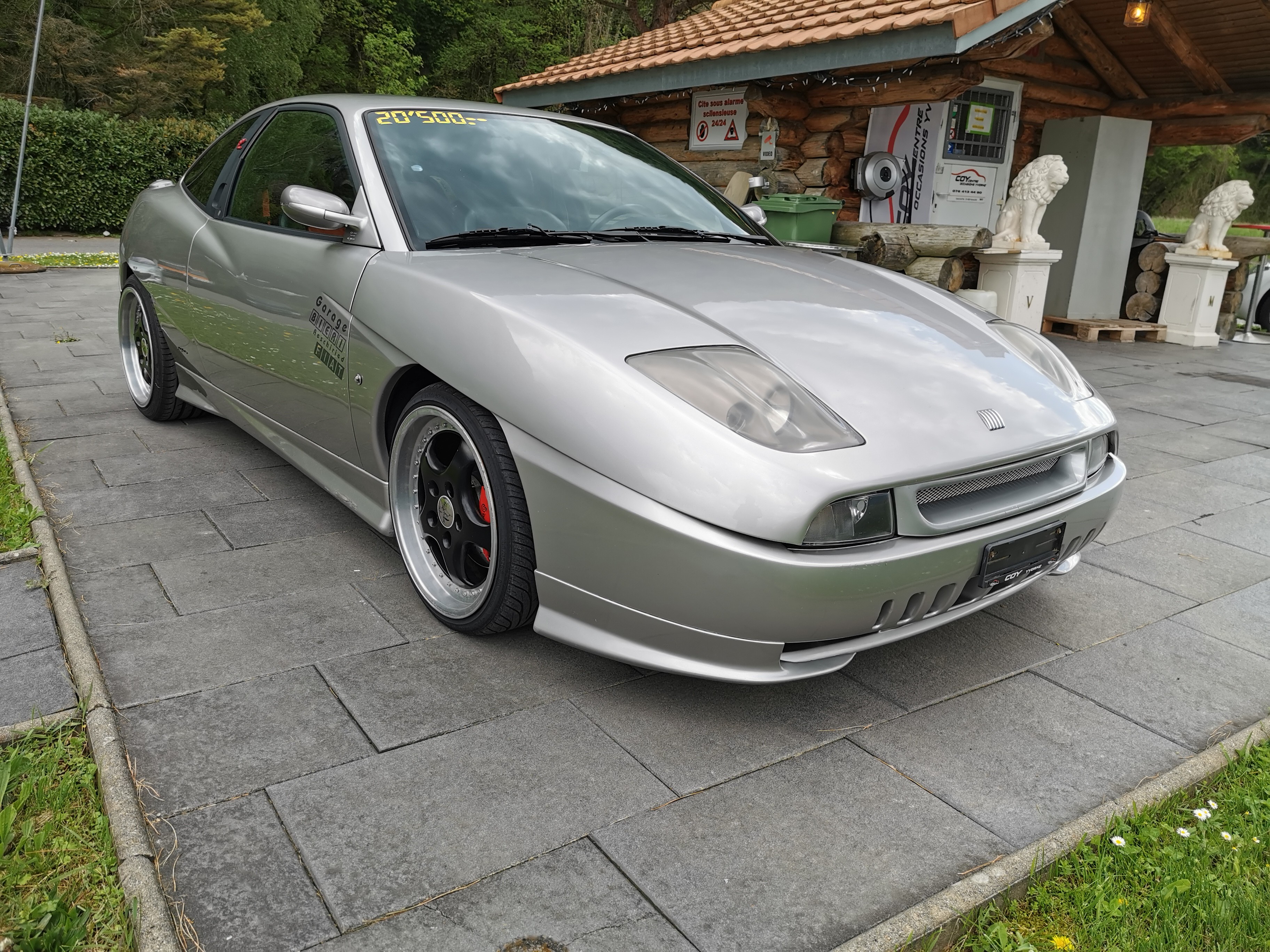 Car photo