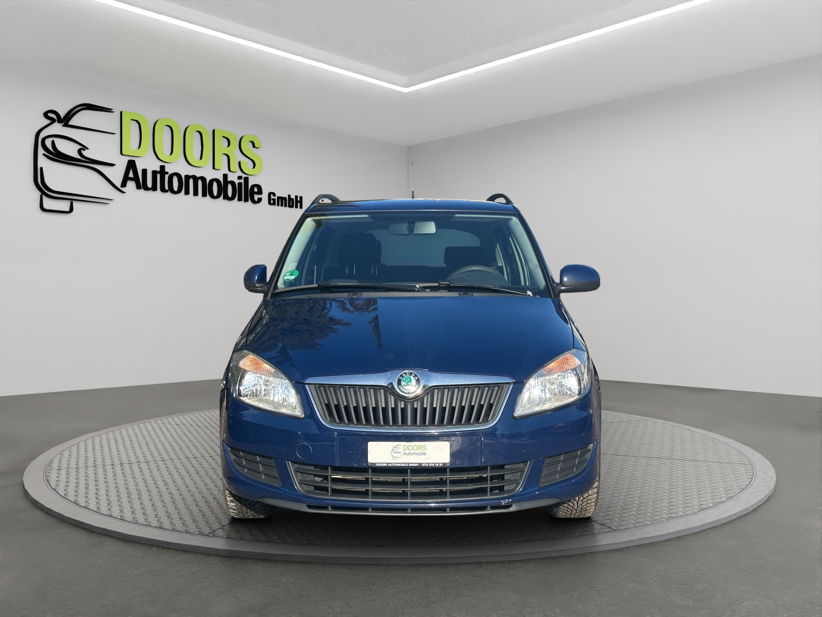 SKODA Fabia 1.2 TSI Family-image-2