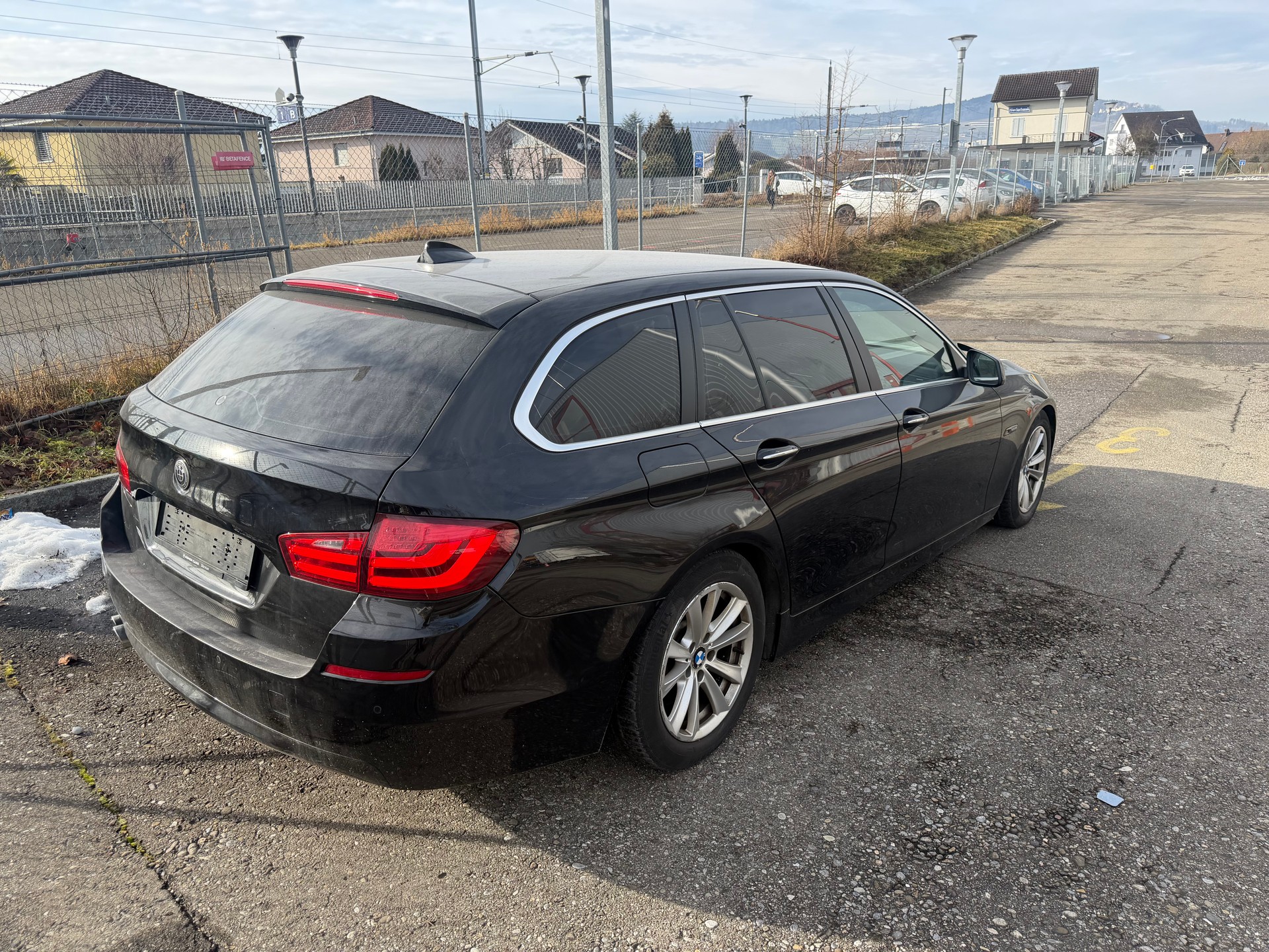 BMW 530d xDrive Touring Steptronic-image-2