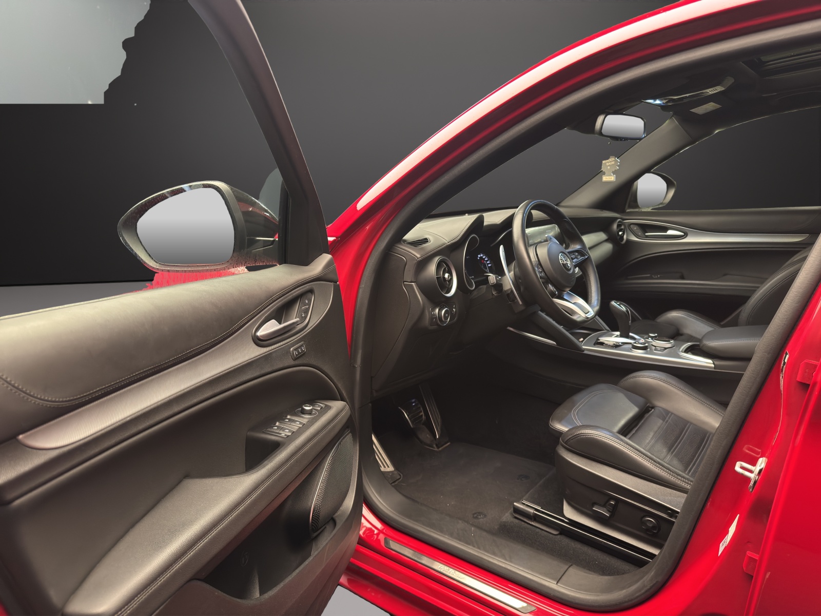 ALFA ROMEO Stelvio 2.0 Veloce Q4 Automatic-image-9