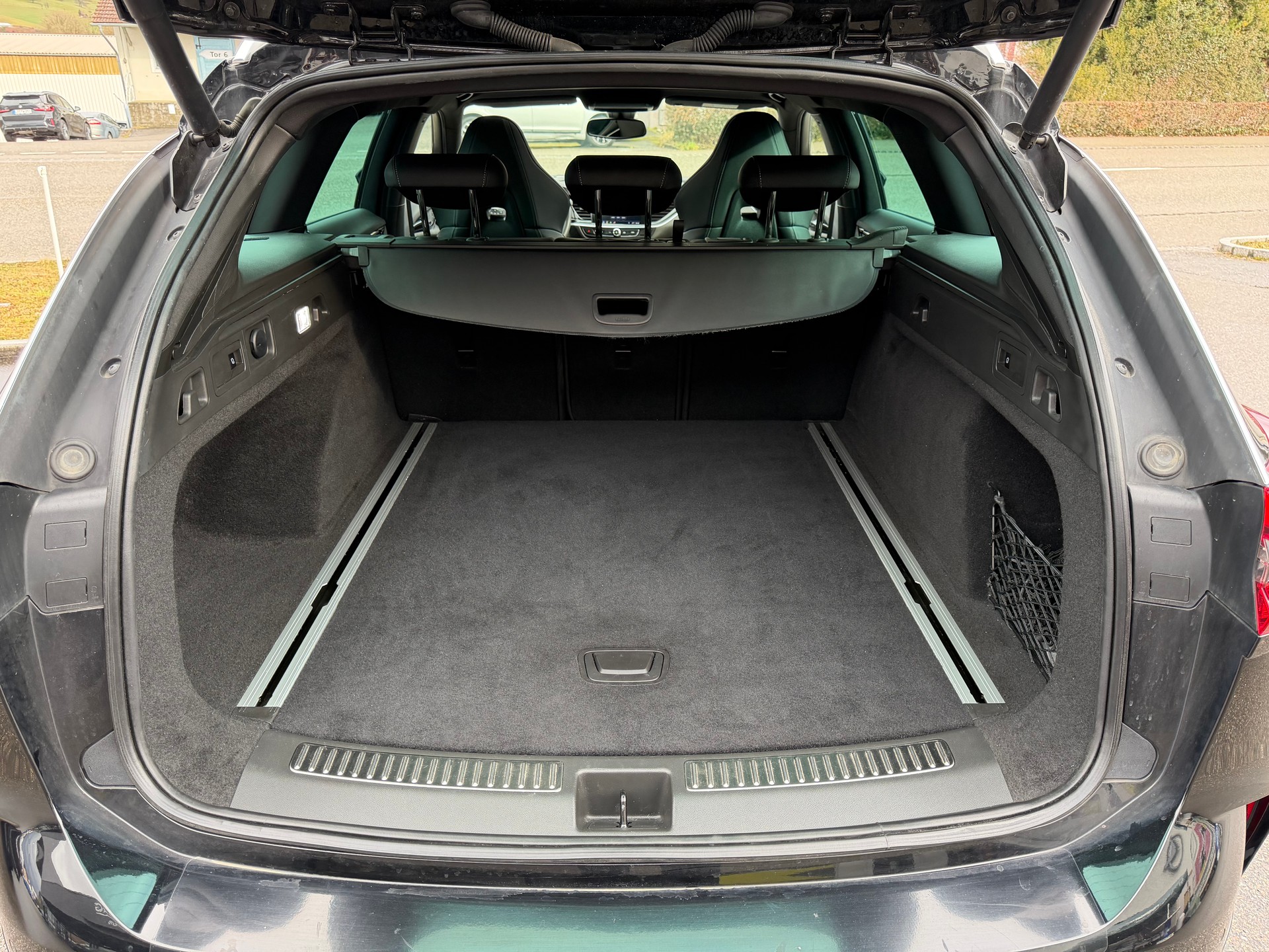 OPEL Insignia Sports Tourer 2.0 CDTi BiT. GSi AWD-image-6