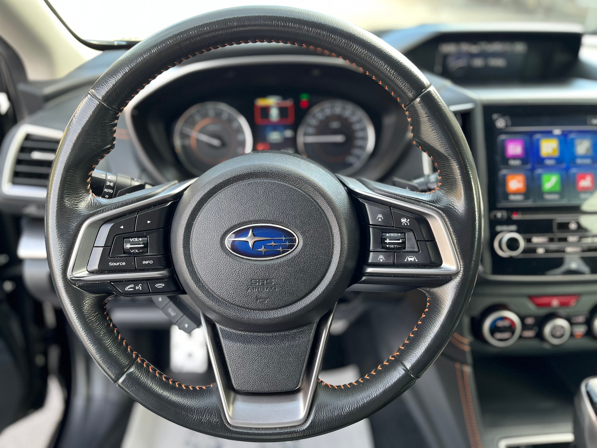 SUBARU XV 2.0 Swiss Plus AWD Lineartronic-image-9