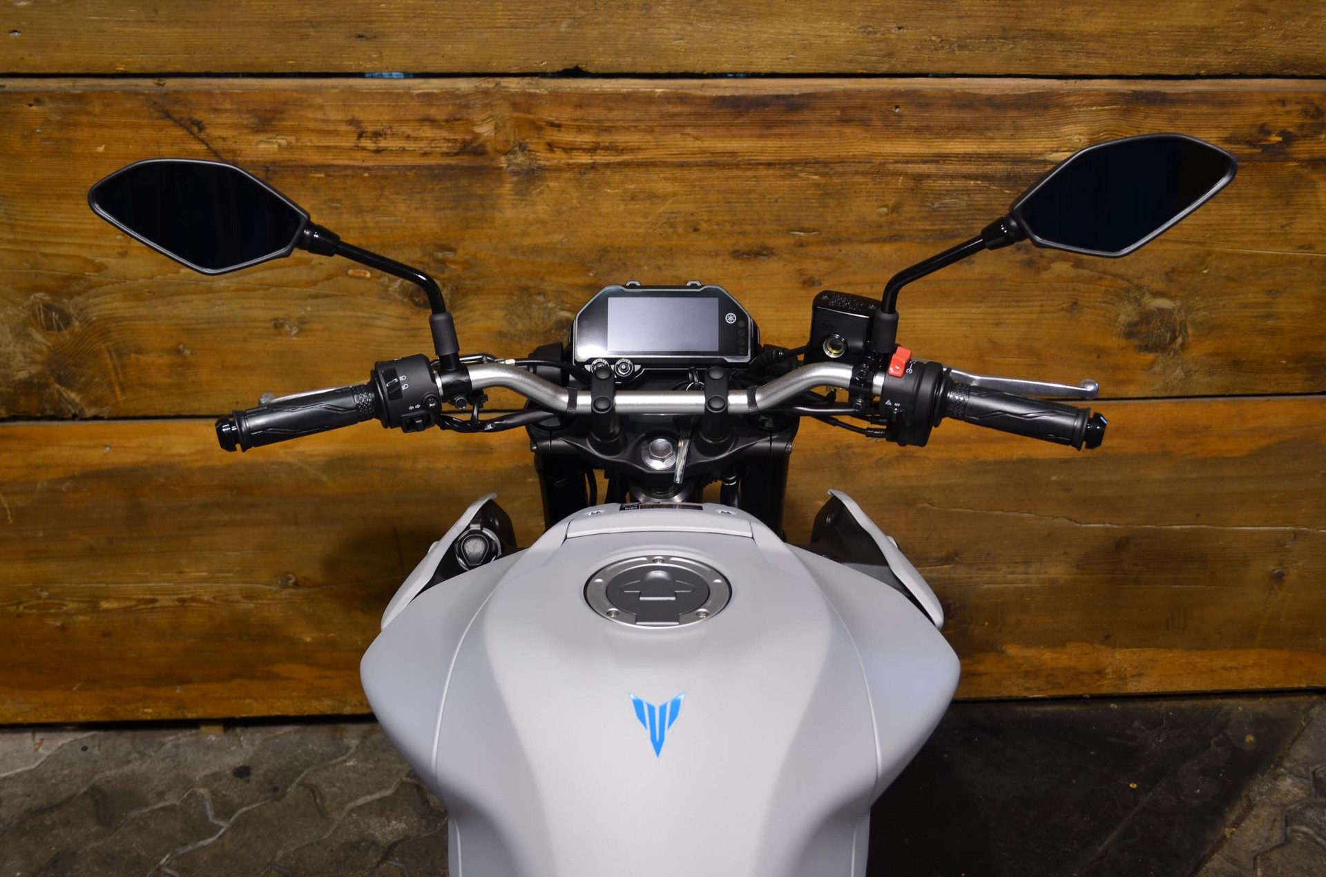 YAMAHA MT-03-showroom-element-2