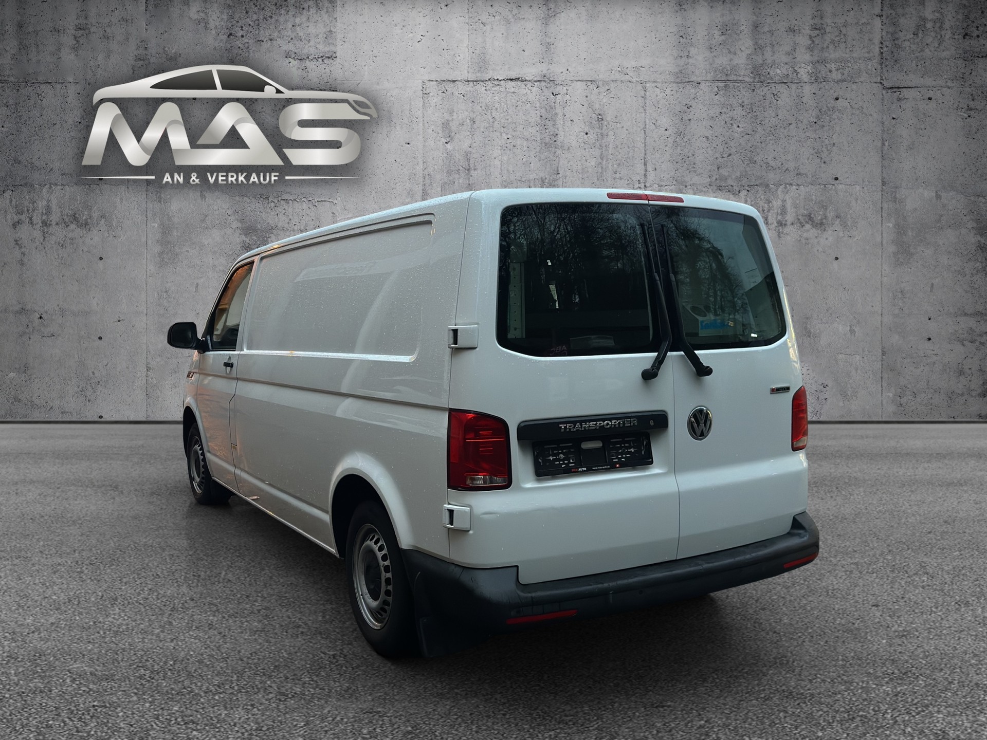 VW T6.1 2.0 TDI 4Motion DSG-image-3