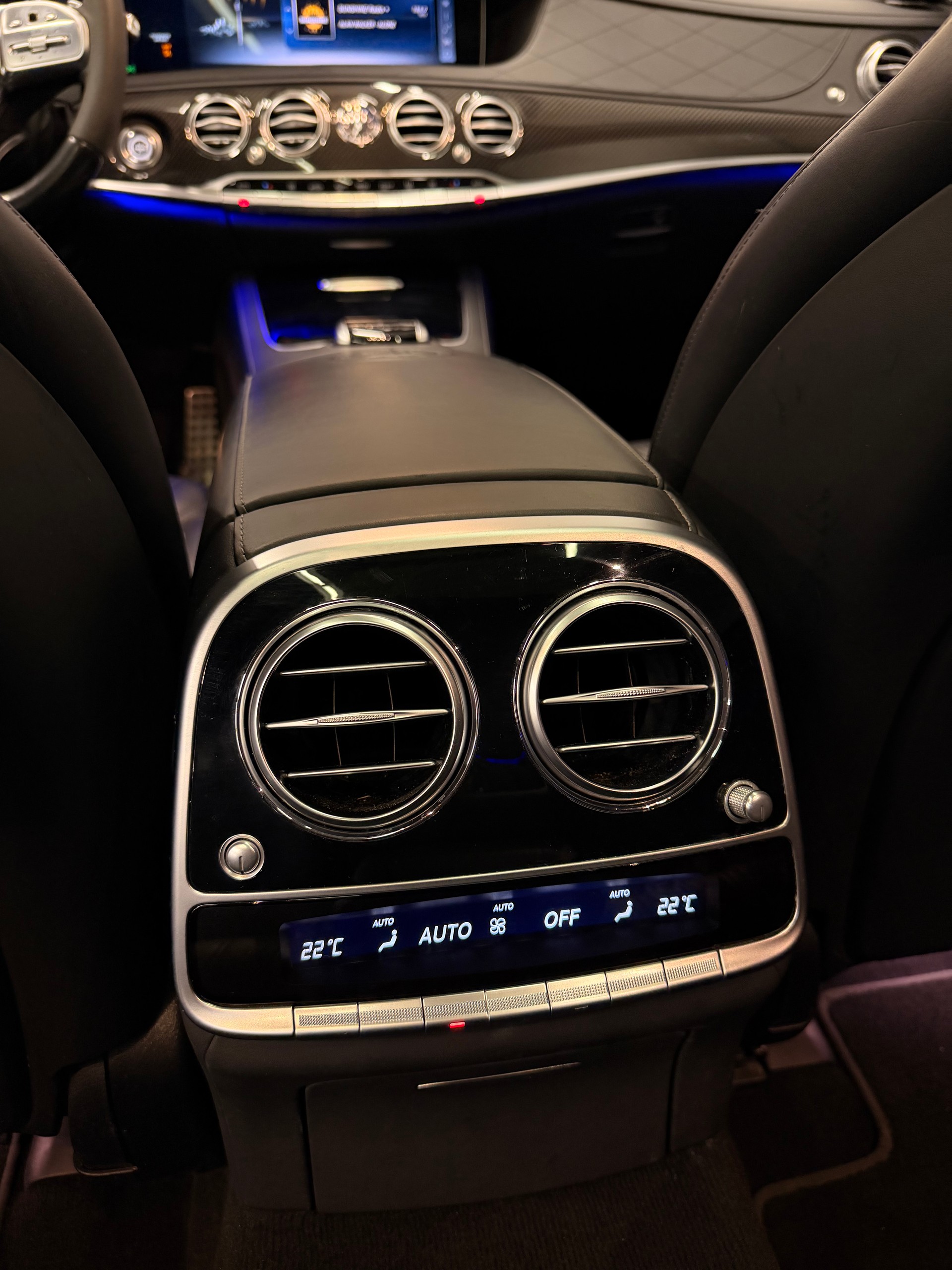 MERCEDES-BENZ S 63 AMG L 4Matic+ 9G-Tronic White Black Performance-image-18