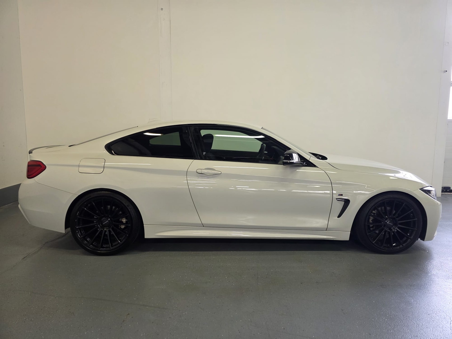 BMW 420i Coupé M Sport Steptronic-image-7