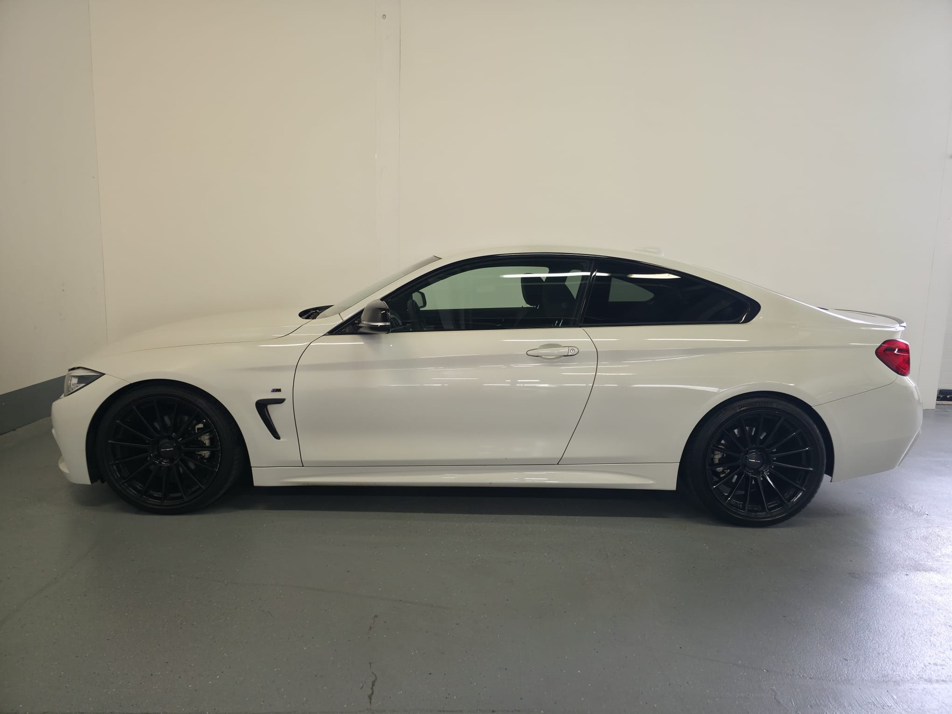BMW 420i Coupé M Sport Steptronic-image-8