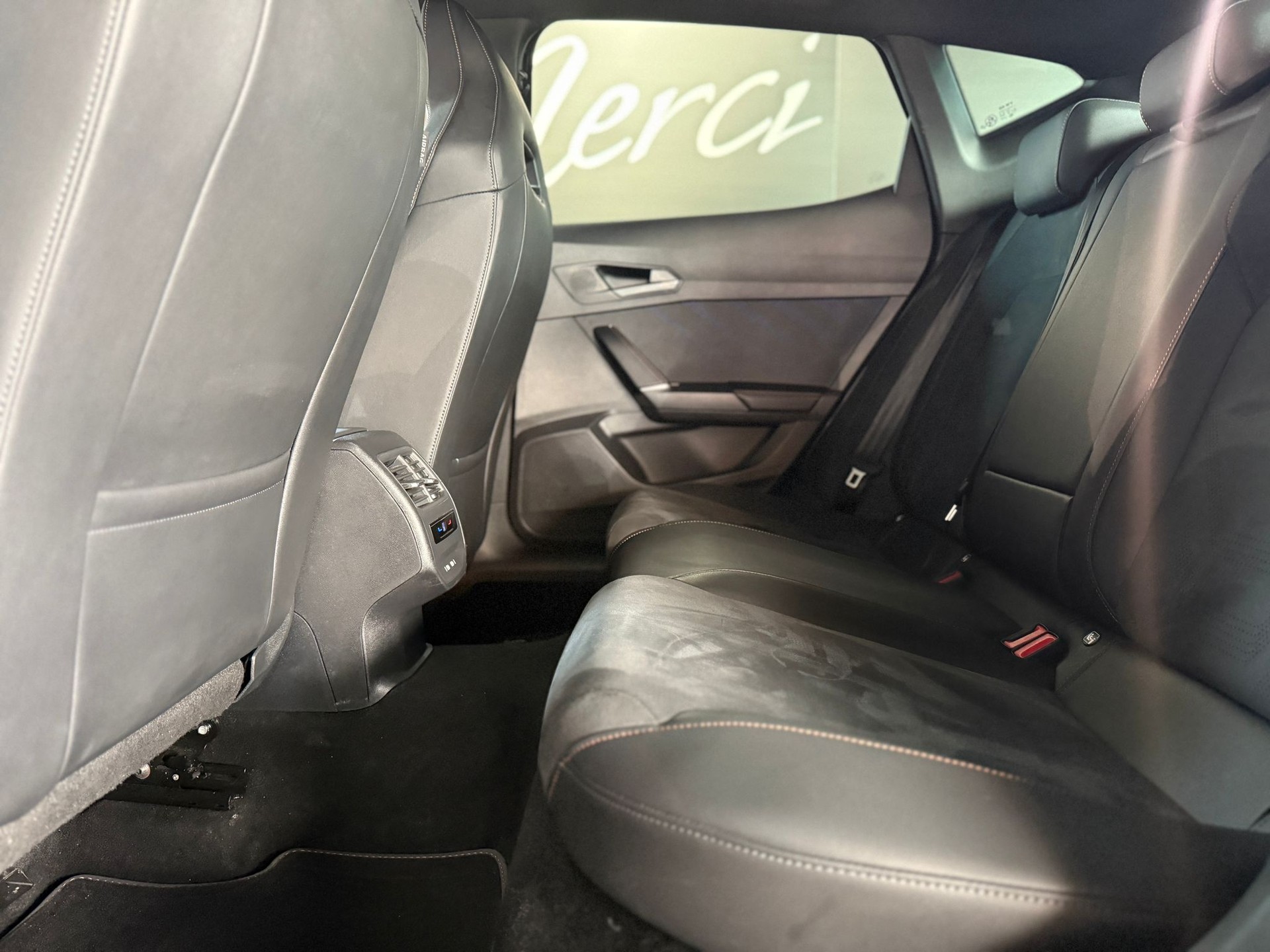 CUPRA Formentor 1.5 e-HYBRID pHEV DSG-image-7