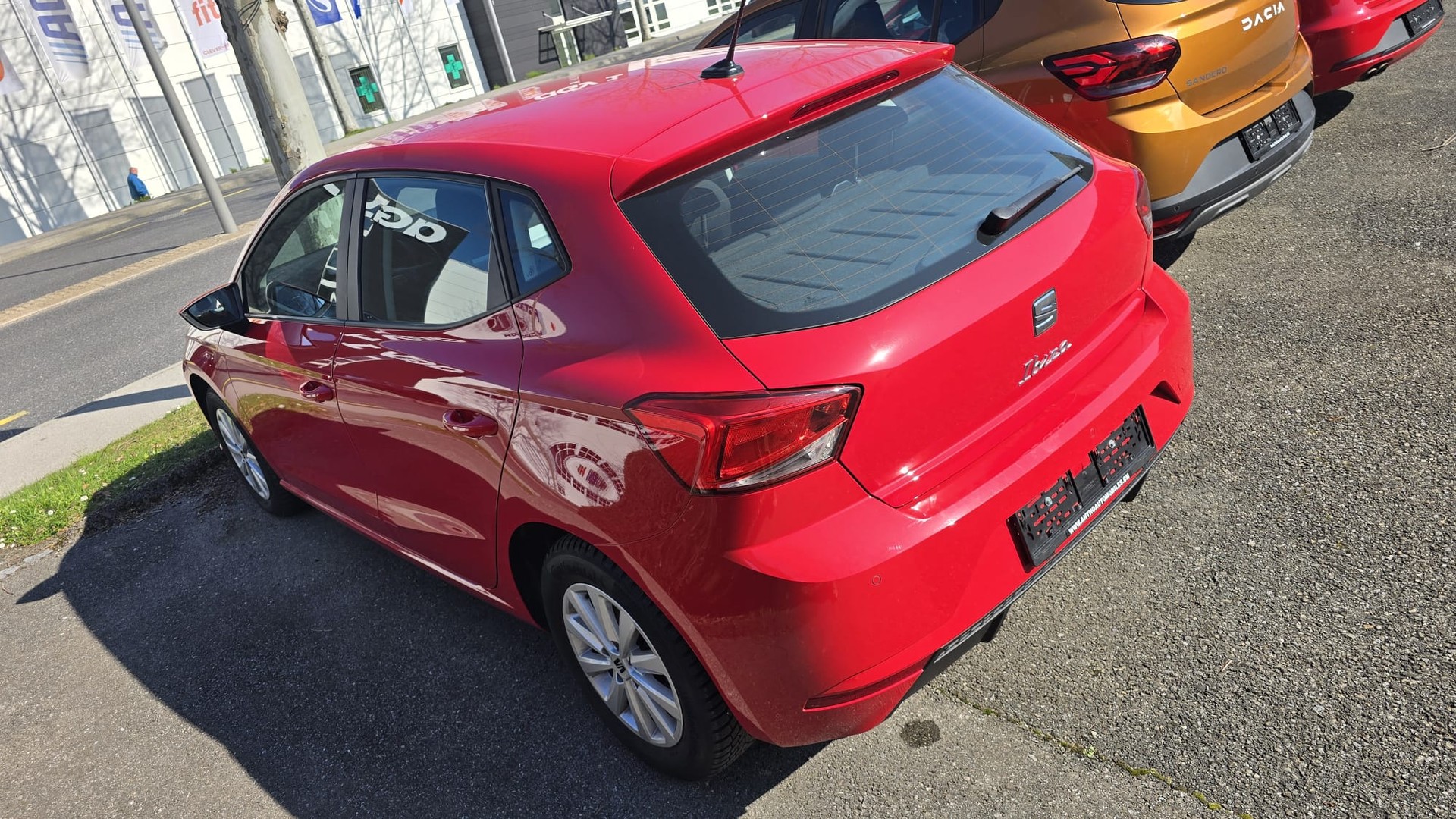 SEAT Ibiza 1.0 EcoTSI Style DSG Navi mod. 2022 CH AUTO ACC Tempomat-image-1