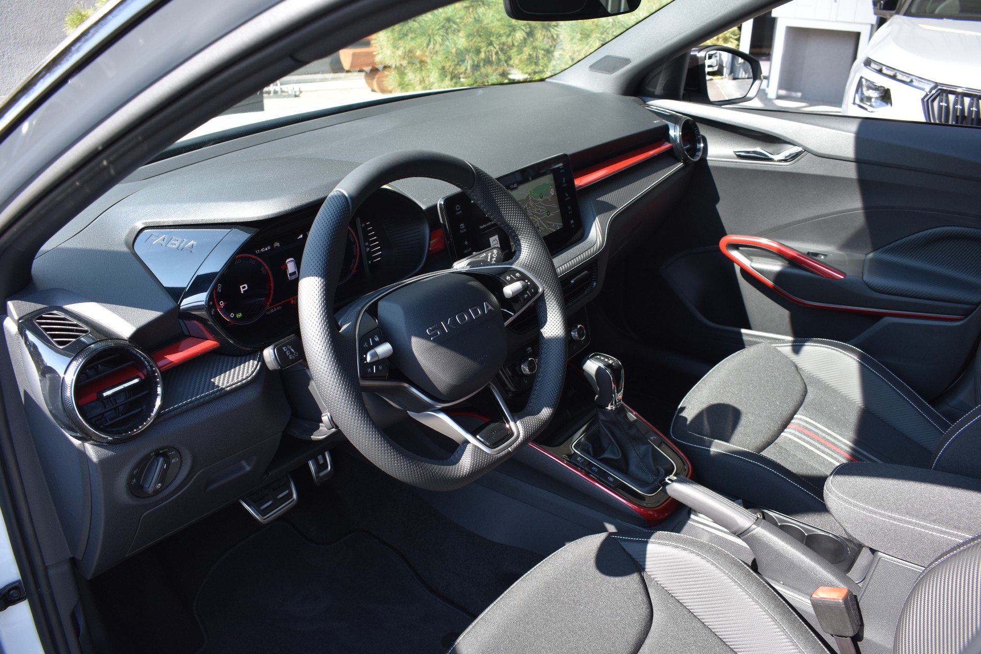 SKODA Fabia 1.5 TSI Monte Carlo DSG-image-6