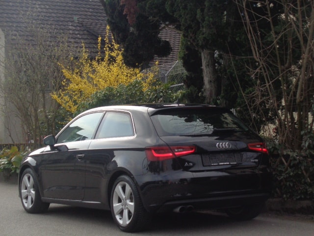 AUDI A3 1.4 TFSI Ambition-image-2