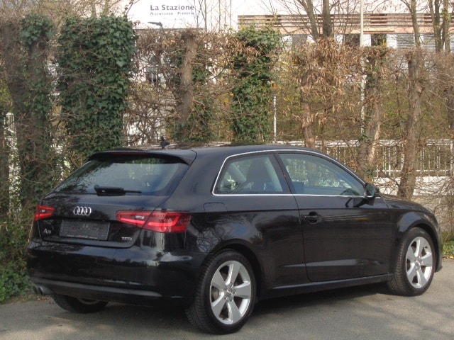 AUDI A3 1.4 TFSI Ambition-image-10