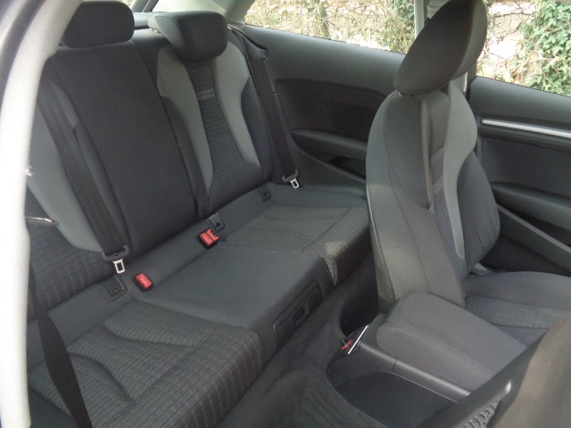 AUDI A3 1.4 TFSI Ambition-image-4