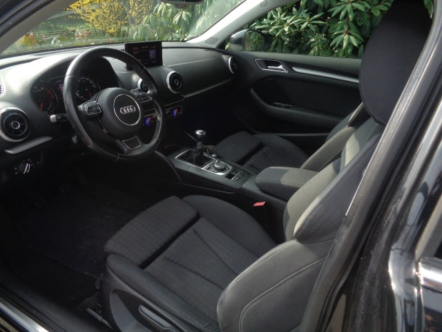 AUDI A3 1.4 TFSI Ambition-image-7