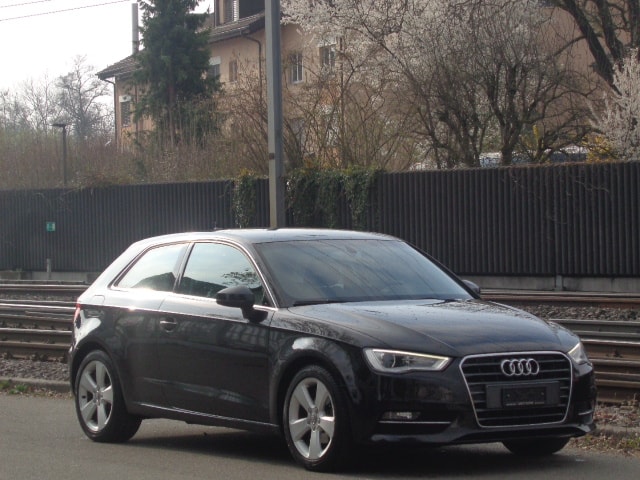 AUDI A3 1.4 TFSI Ambition-image-8