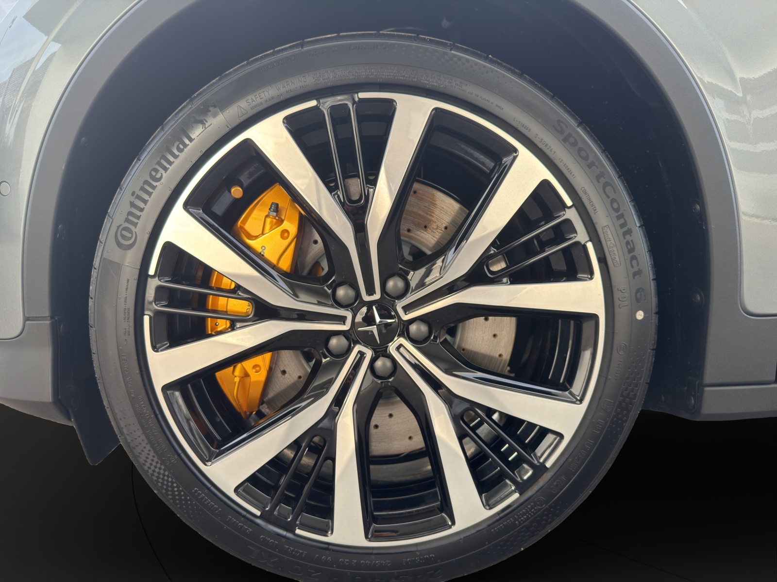 POLESTAR 2 Long Range Dual Motor Performance Prime-image-8