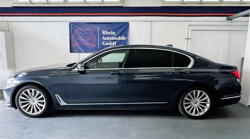 BMW 750Li xDrive Steptronic-image-2
