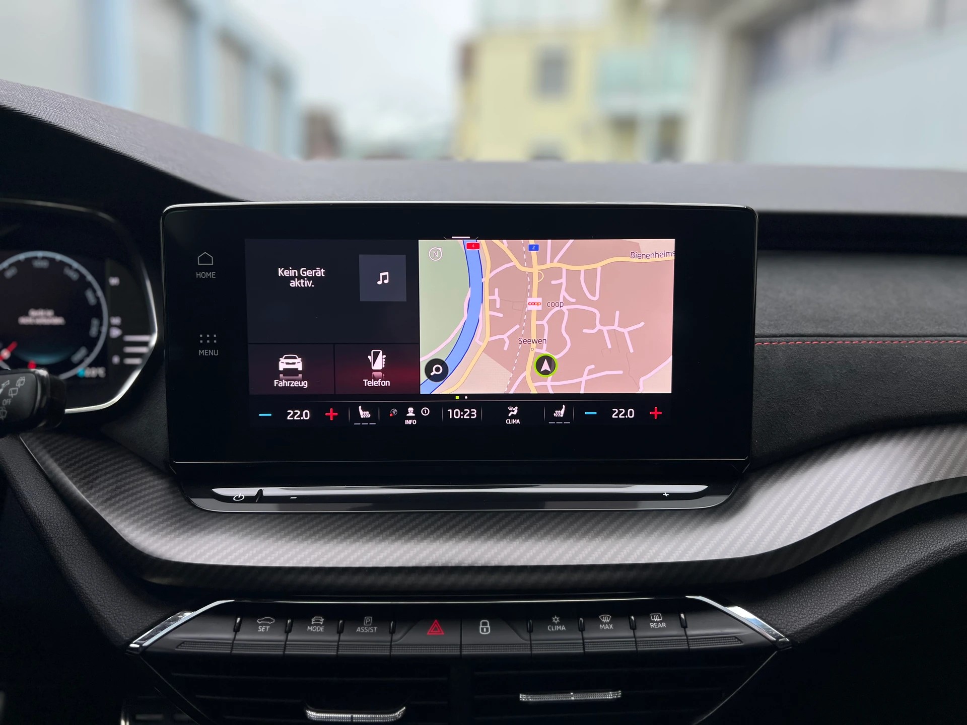SKODA Octavia Combi 2.0 TSI DSG RS-image-19