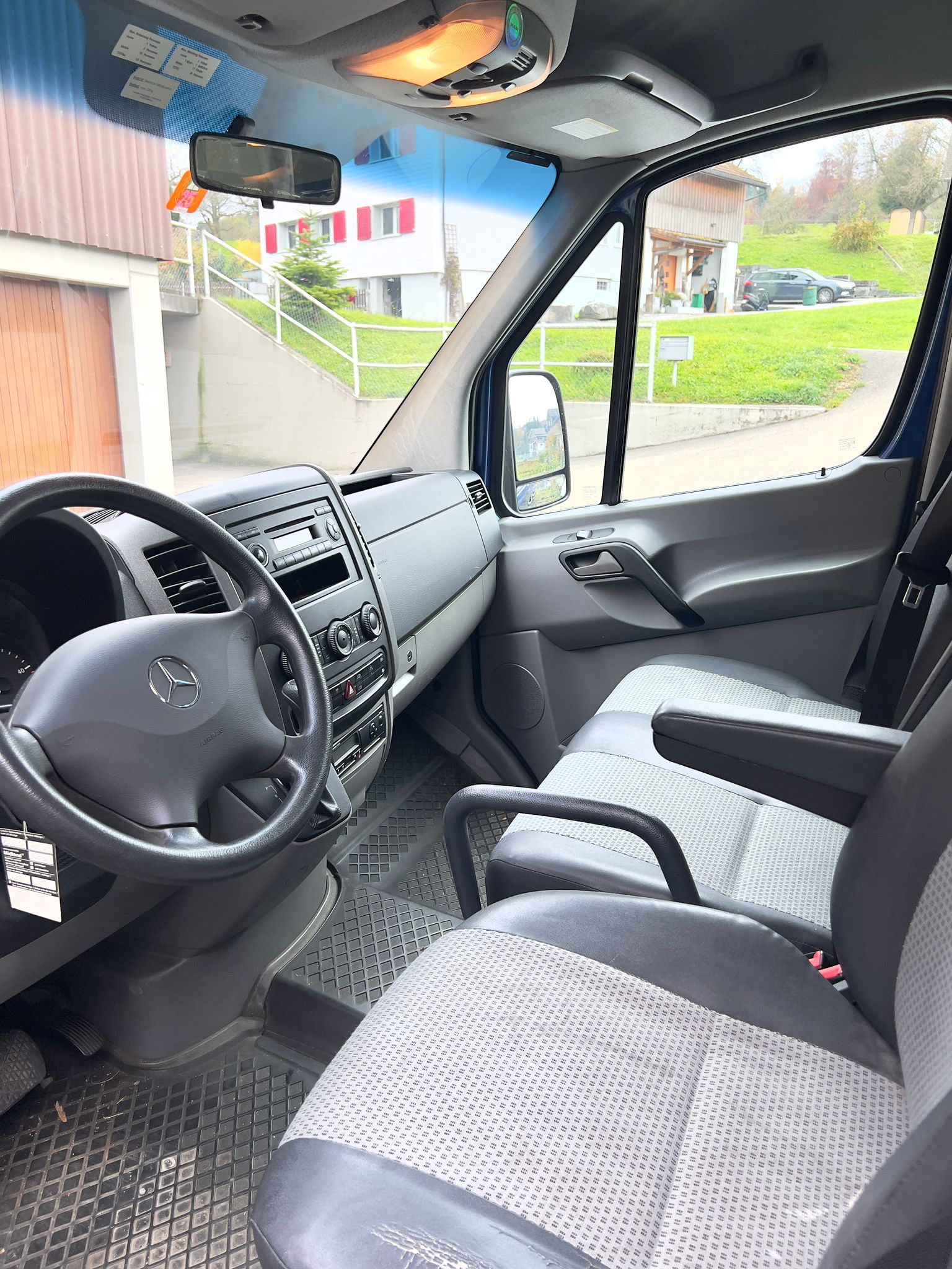 MERCEDES-BENZ Sprinter 315 CDI Kompakt-image-2