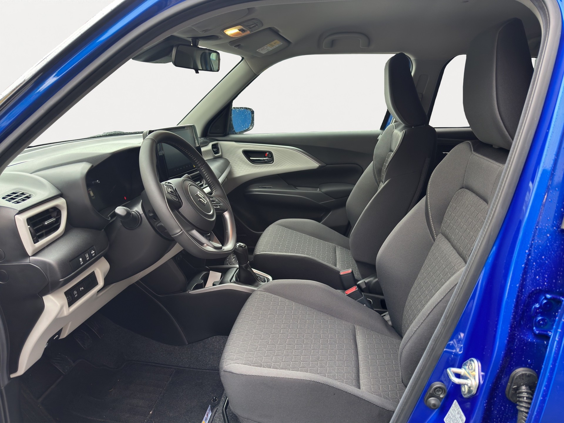SUZUKI Swift 1.2 Compact Top Hybrid 4x4-image-4