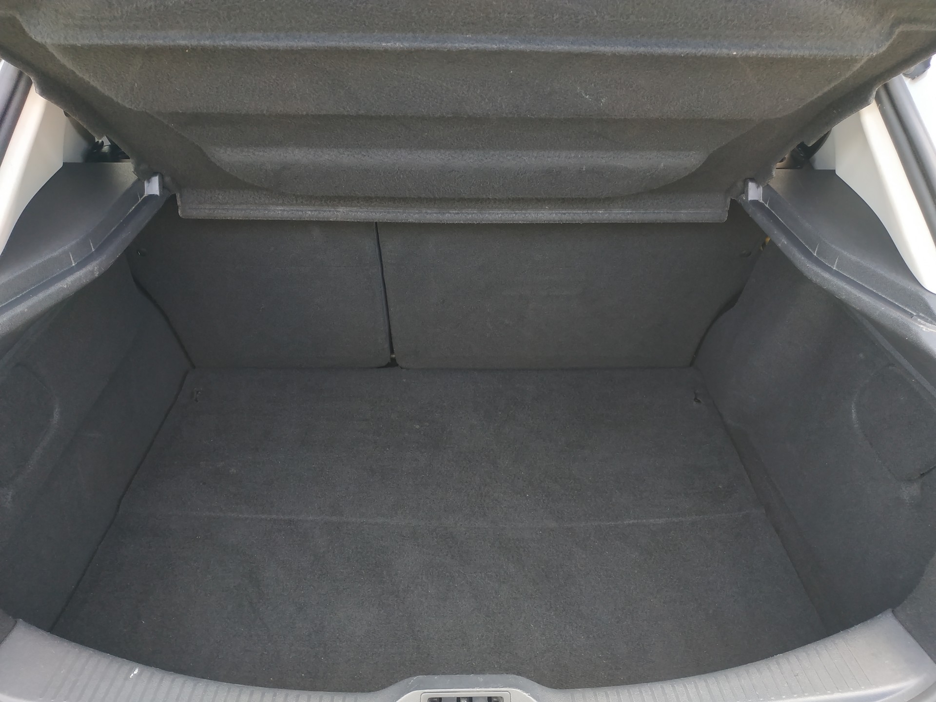 RENAULT Mégane Coupé 1.4 16V Turbo Dynamique-image-16