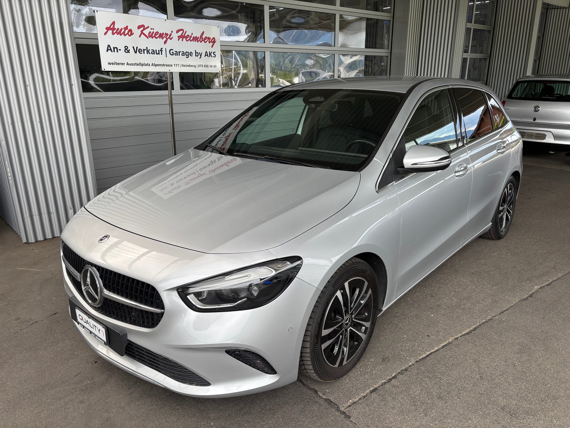 MERCEDES-BENZ B 220 d Style 8G-DCT-image-0