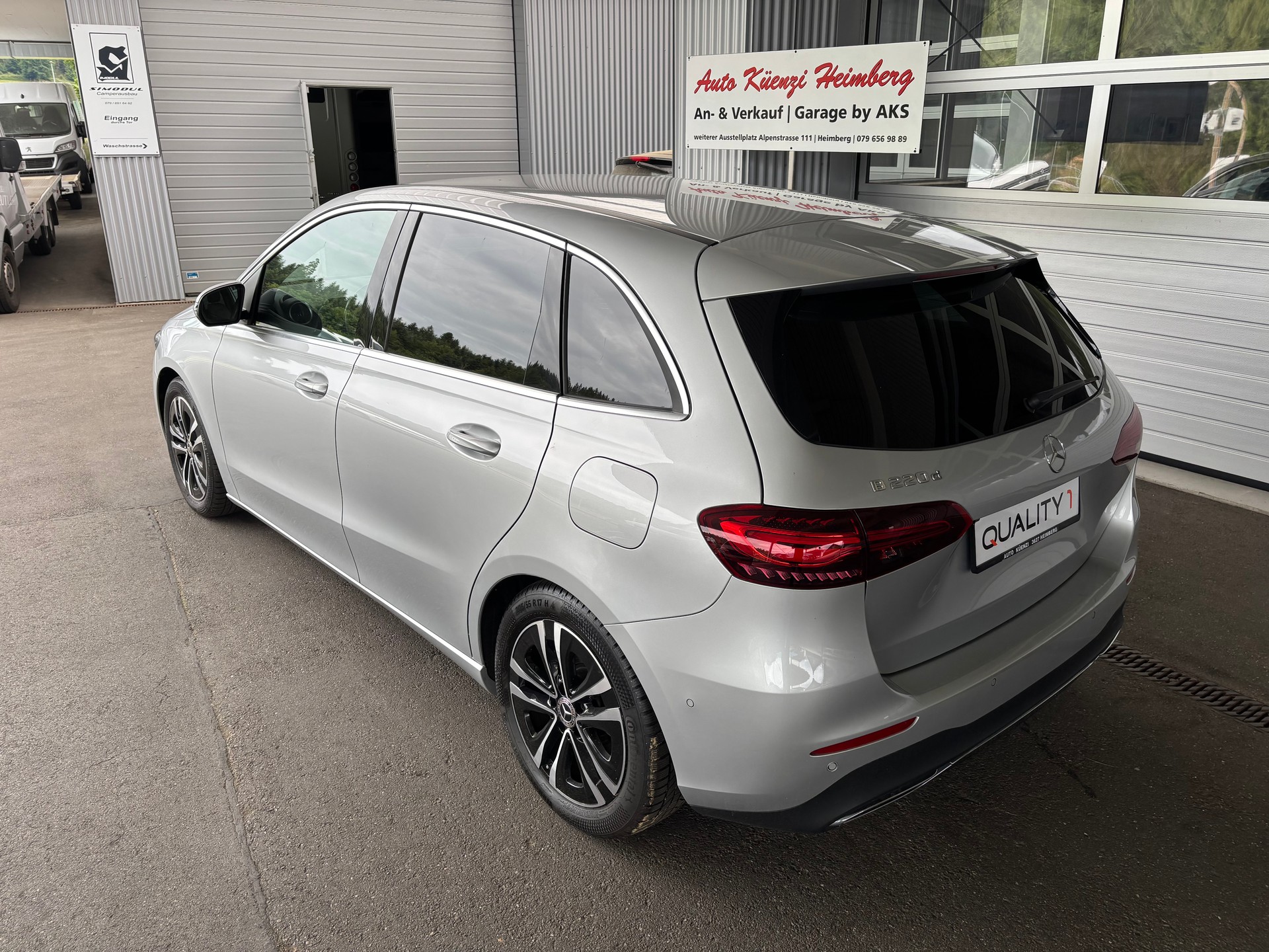 MERCEDES-BENZ B 220 d Style 8G-DCT-image-2