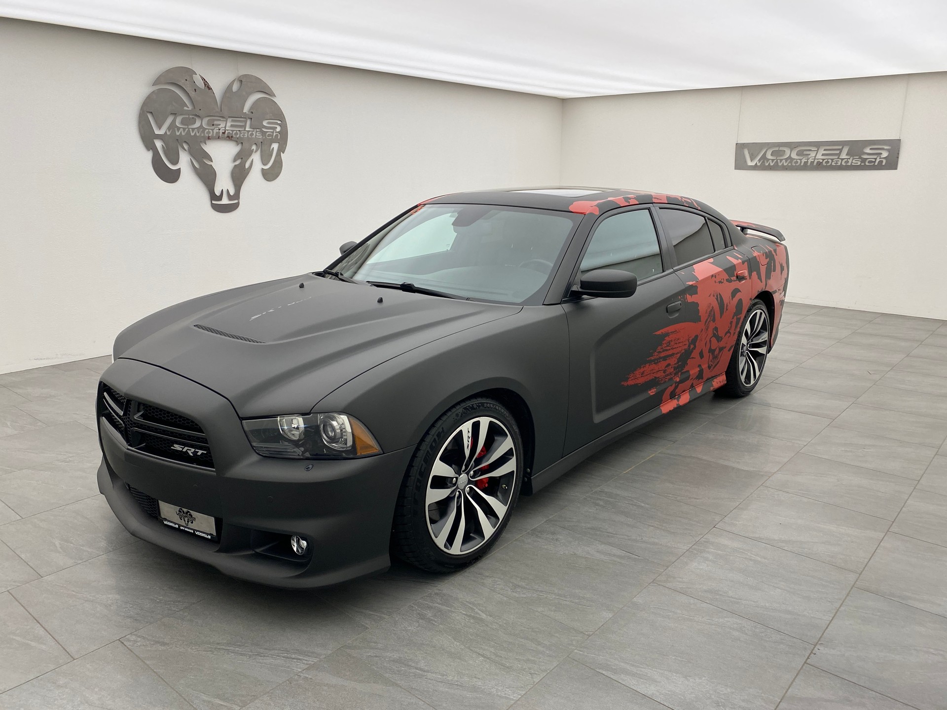 DODGE Charger 6.4 SRT-8