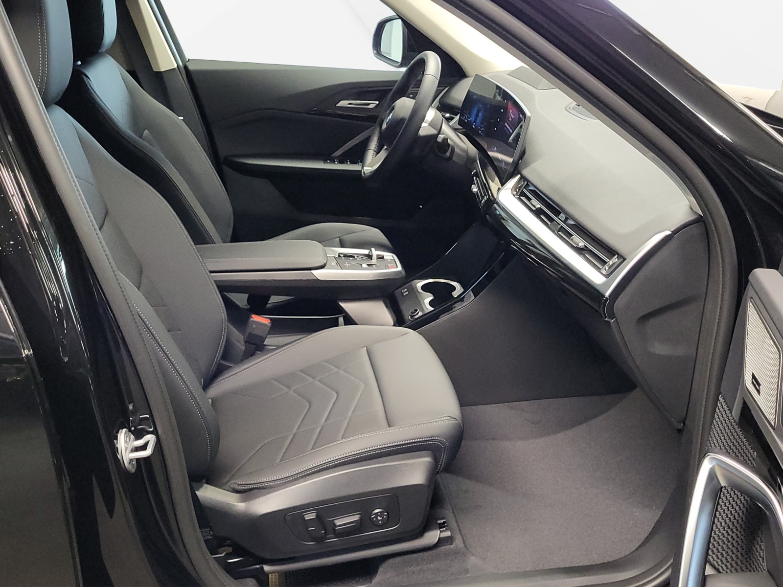 BMW X1 sDrive 18i-image-10