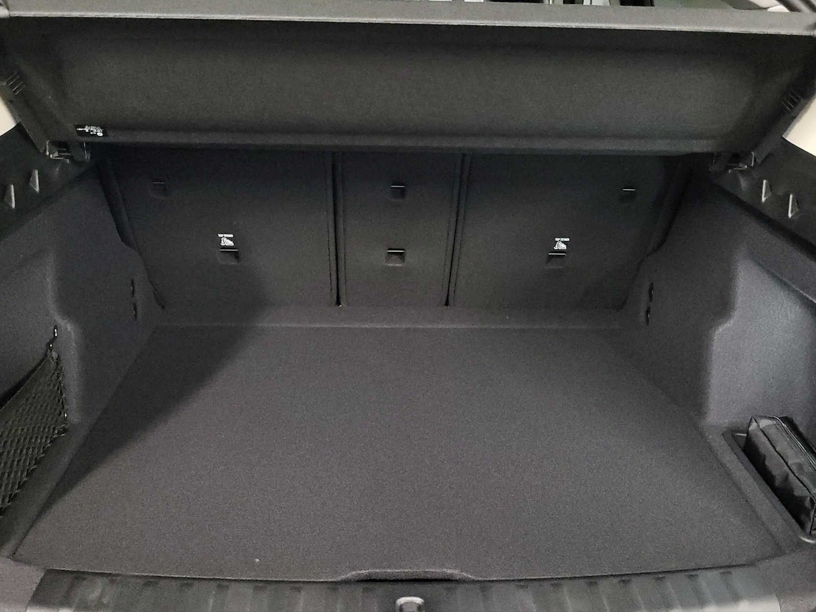 BMW X1 sDrive 18i-image-19