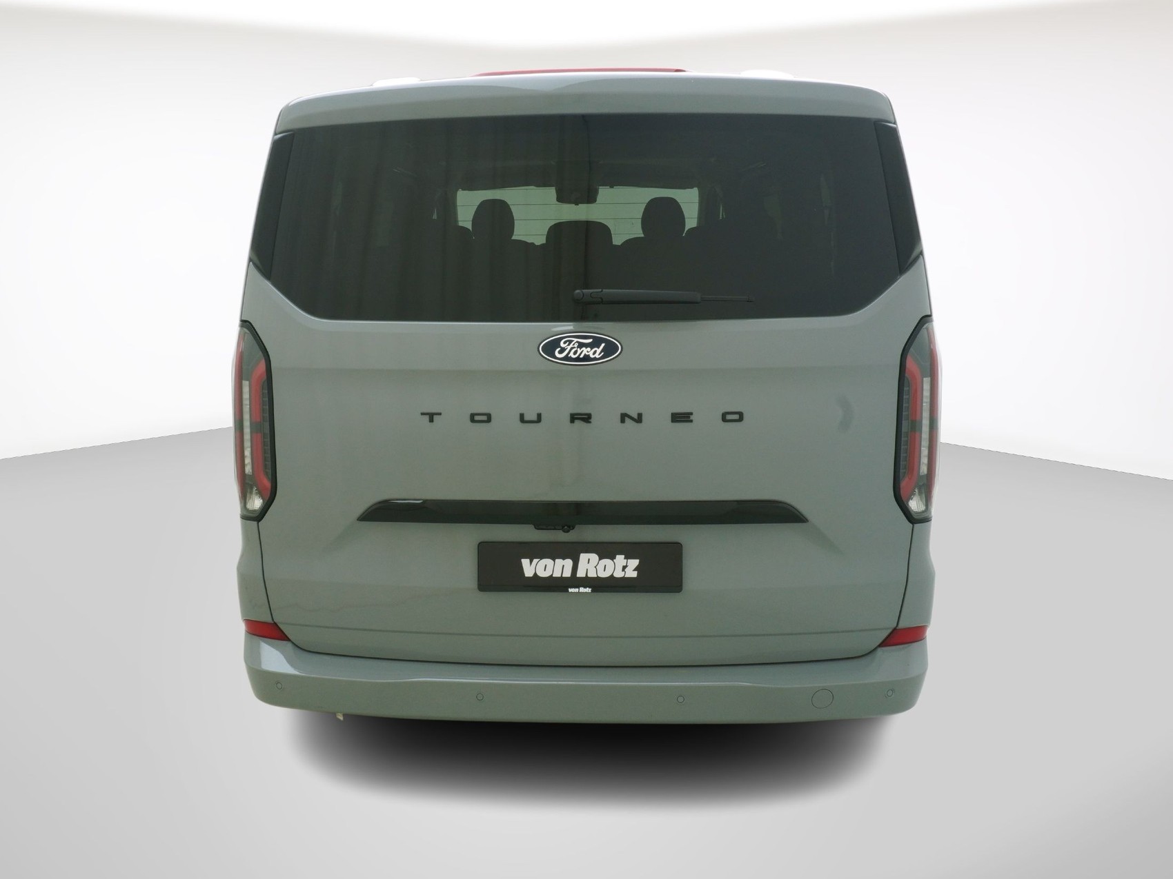 FORD Tourneo Custom 320 L1 2.0 TDCI 4x4 Titanium X-showroom-element-2