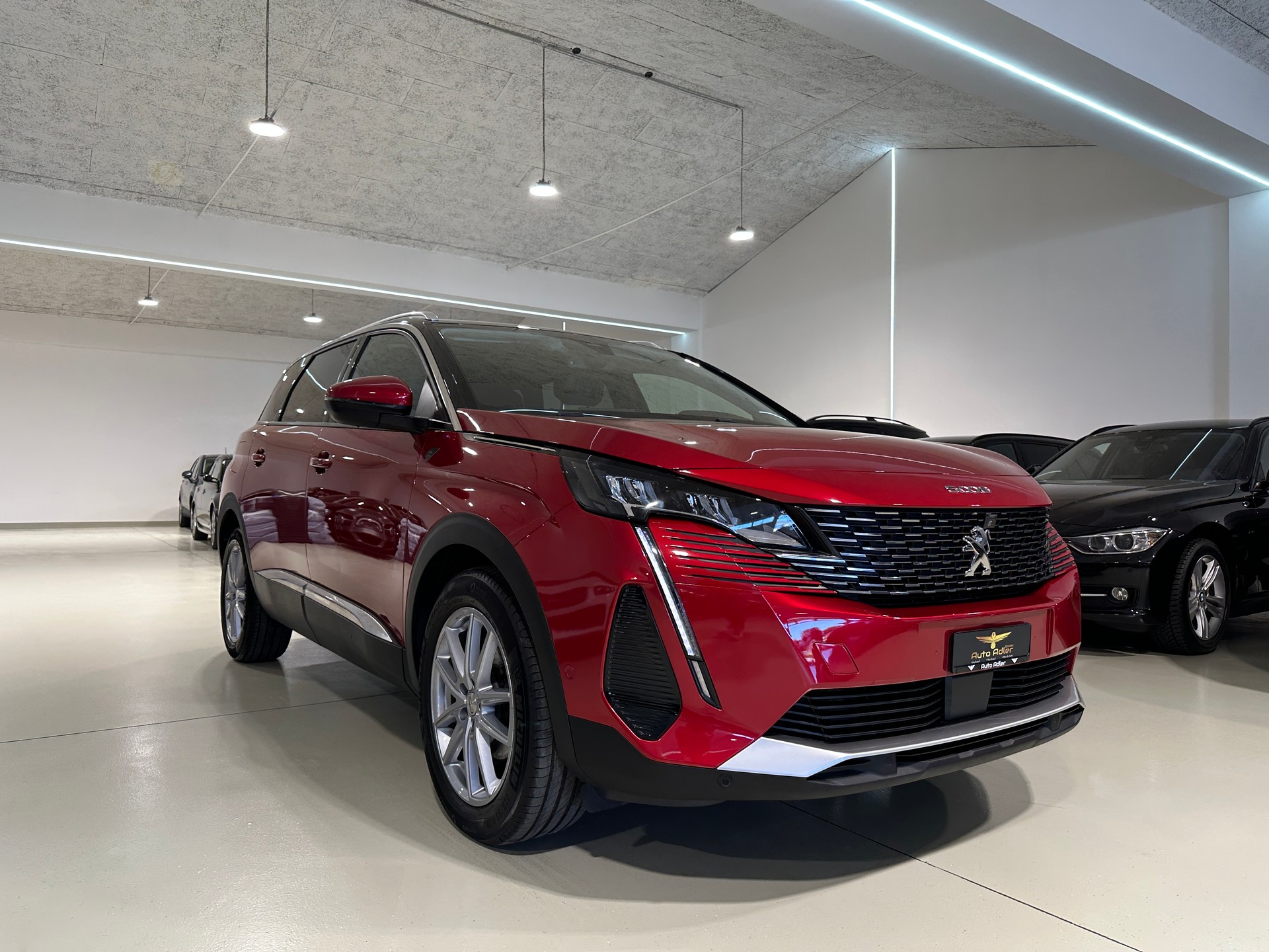 PEUGEOT 5008 1.5 BlueHDi Road Trip EAT8-image-10