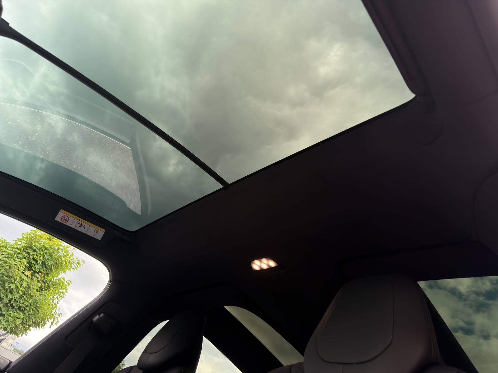 TESLA Model X Maximale-Reichweite-image-9