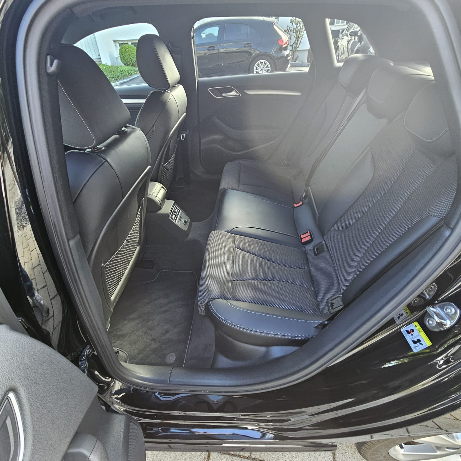 AUDI A3 Sportback 40 TFSI Sport quattro S-tronic-image-5
