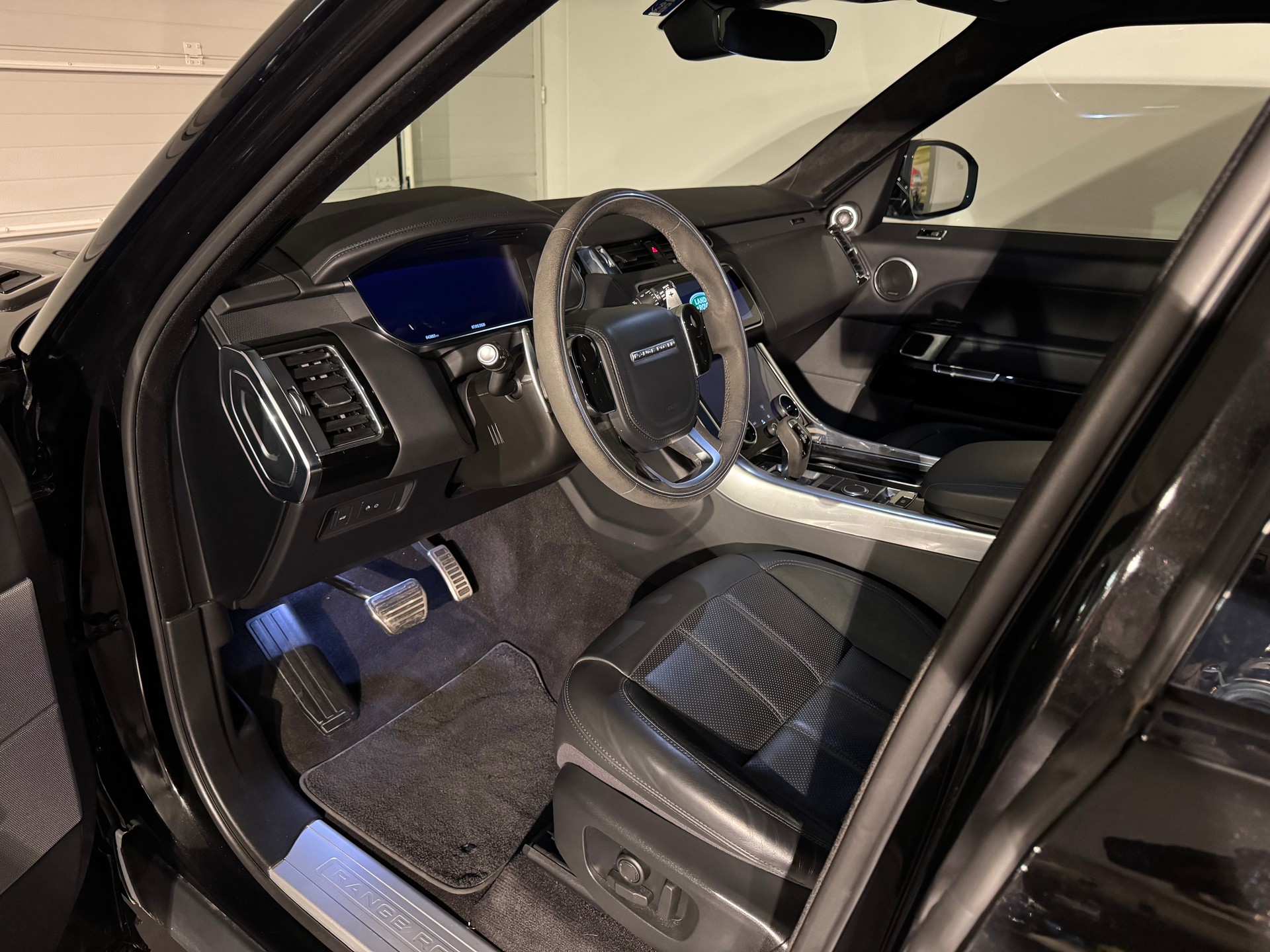 LAND ROVER Range Rover Sport P400 3.0 I6 MHEV HST Automatic-image-8