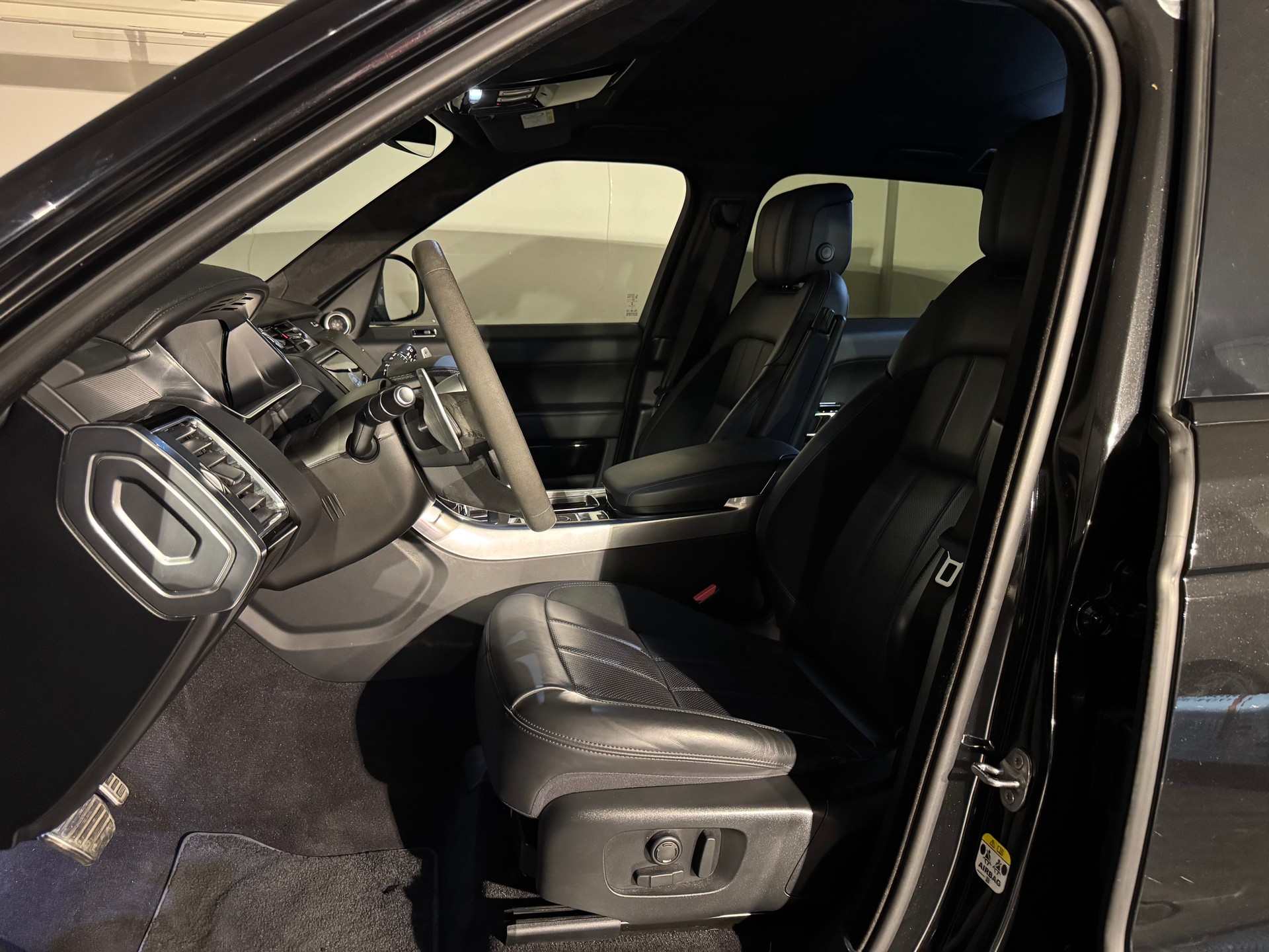 LAND ROVER Range Rover Sport P400 3.0 I6 MHEV HST Automatic-image-9
