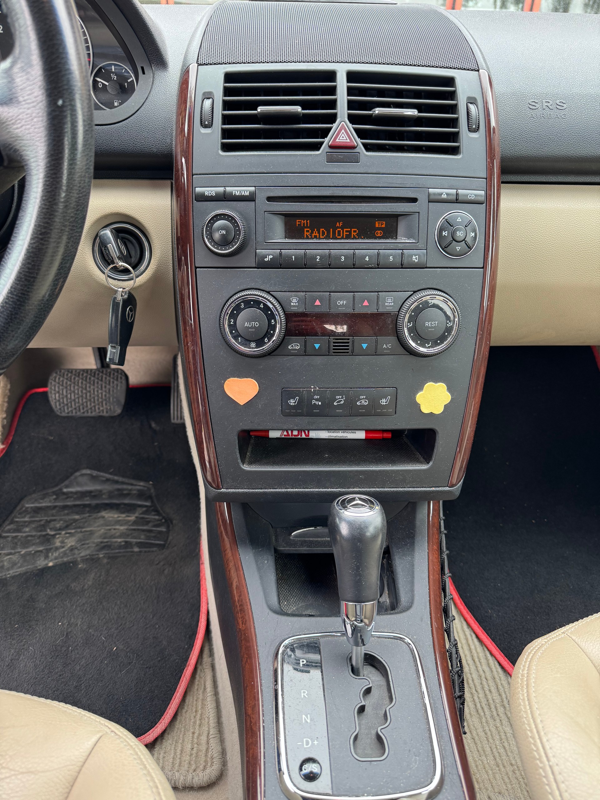 MERCEDES-BENZ A 200 Elégance Autotronic-image-7