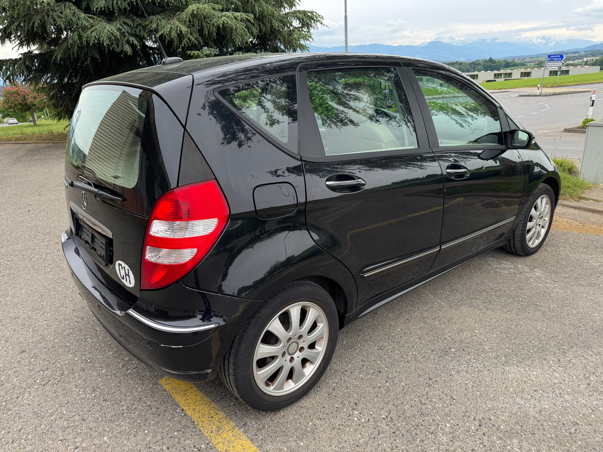 MERCEDES-BENZ A 200 Elégance Autotronic-image-4