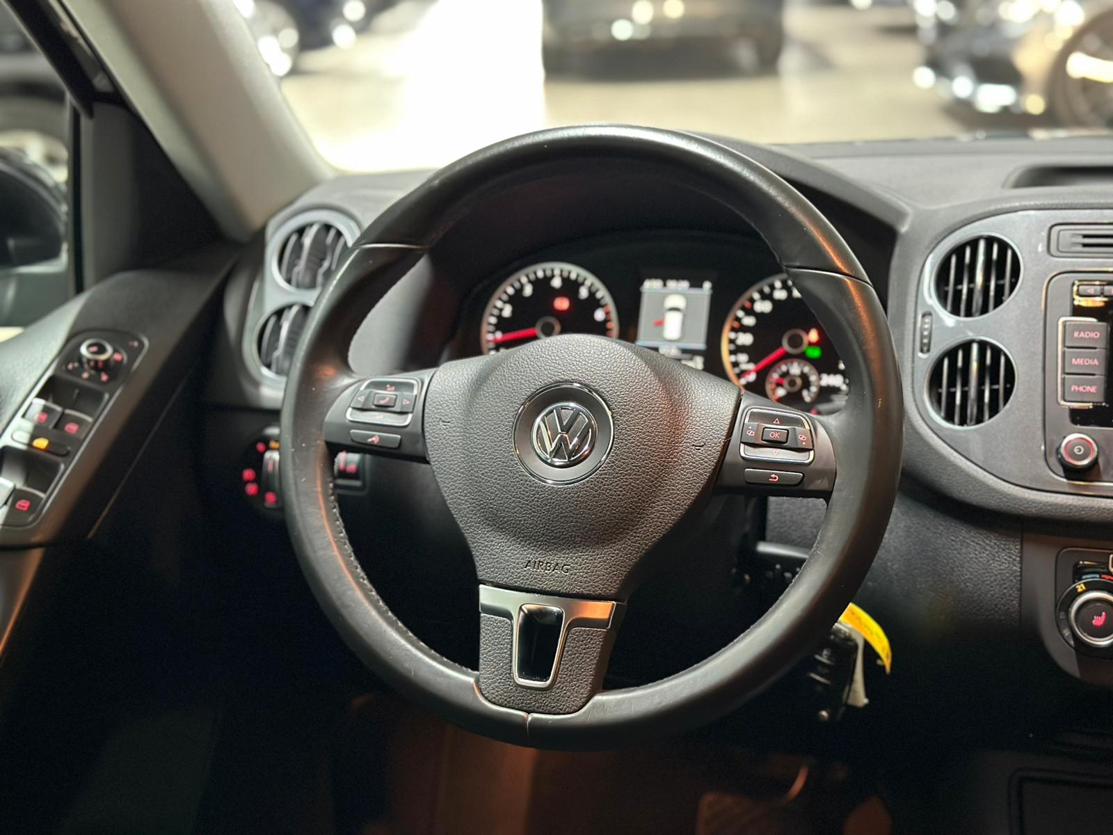 VW Tiguan 2.0 TSI Sport&Style 4Motion DSG-image-11