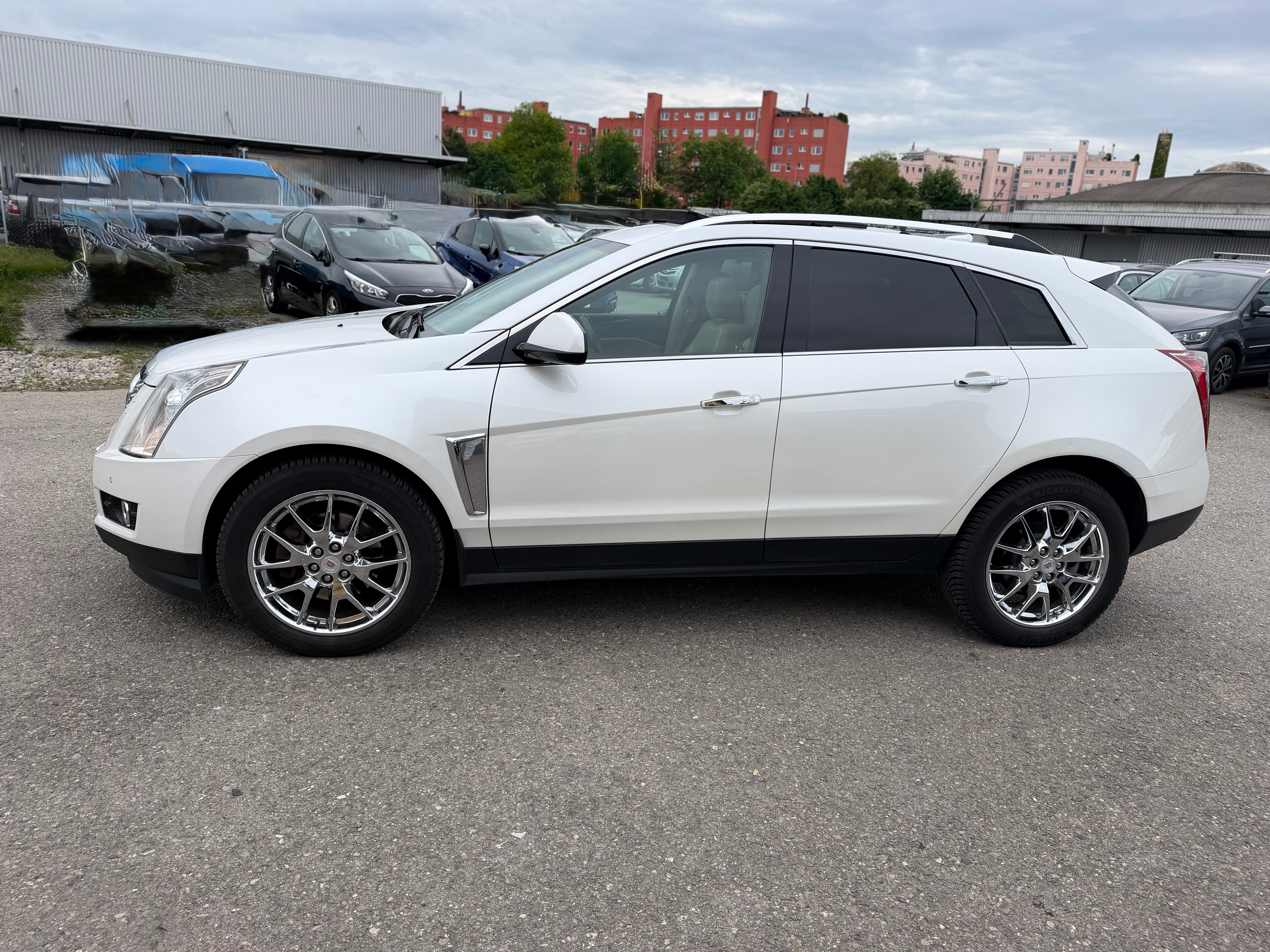 CADILLAC SRX 3.6 V6 Sport Luxury 4WD Automatic — slika 18